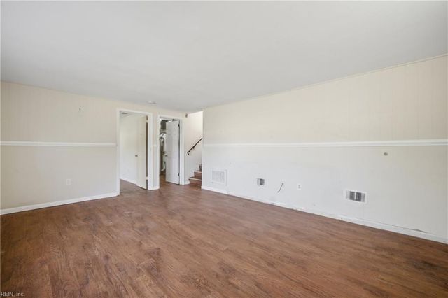 529 Longfellow AVE, Virginia Beach, VA 23462