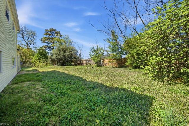 529 Longfellow AVE, Virginia Beach, VA 23462