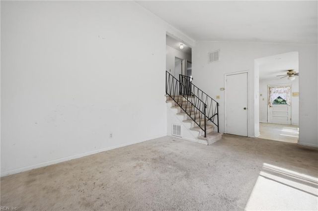 529 Longfellow AVE, Virginia Beach, VA 23462