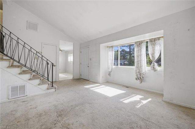 529 Longfellow AVE, Virginia Beach, VA 23462