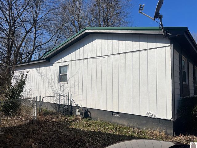 904 Starke Ave., Paducah, KY 42003