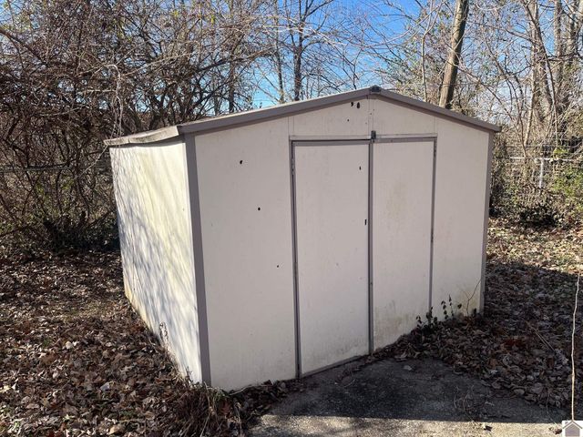 904 Starke Ave., Paducah, KY 42003