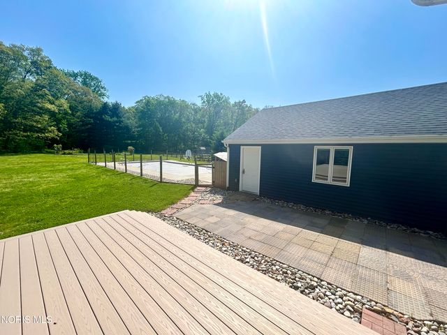 6047 Forest Edge Drive, Whitehouse, OH 43571