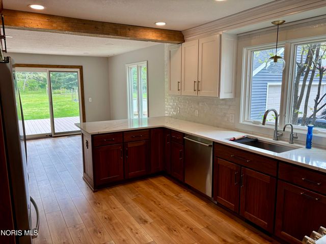 6047 Forest Edge Drive, Whitehouse, OH 43571