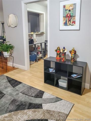 160 Fairfield Woods Road APT 46, Fairfield, CT 06825