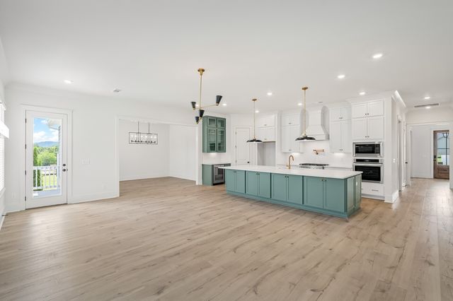 5098 Fairhaven Circle, Thompsons Station, TN 37179