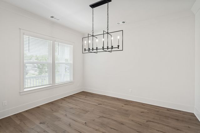 5098 Fairhaven Circle, Thompsons Station, TN 37179