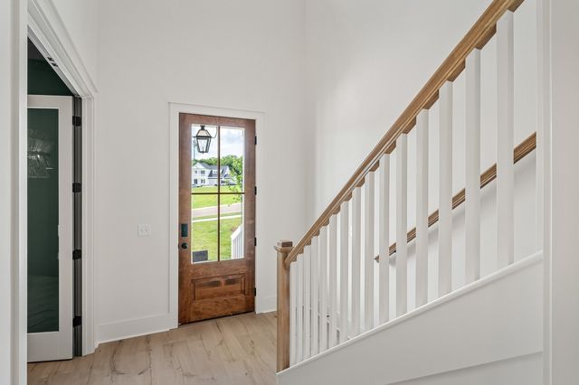 5098 Fairhaven Circle, Thompsons Station, TN 37179