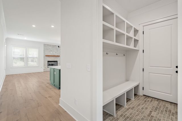 5098 Fairhaven Circle, Thompsons Station, TN 37179