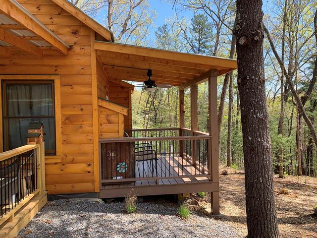 27 Eadie, Murphy, NC 28906