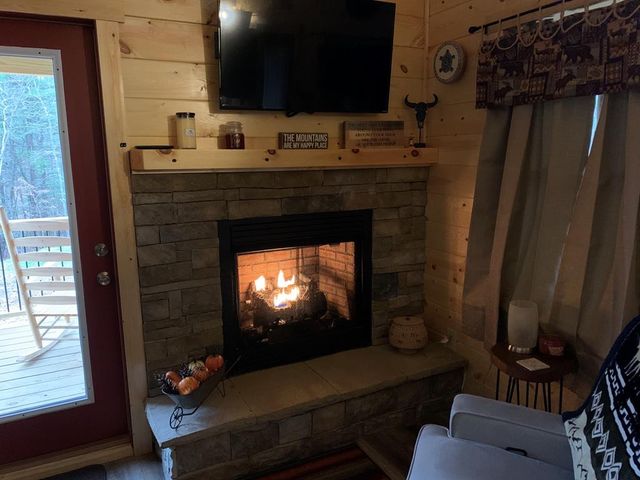 27 Eadie, Murphy, NC 28906