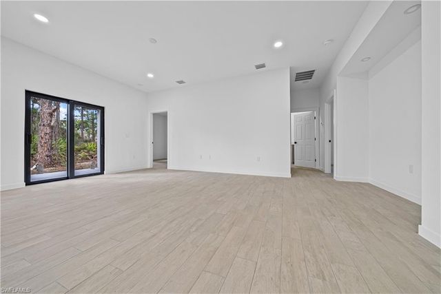 3304 69th ST W, Lehigh Acres, FL 33971