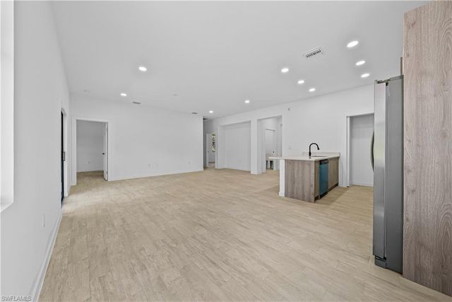 3304 69th ST W, Lehigh Acres, FL 33971