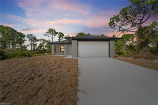 3304 69th ST W, Lehigh Acres, FL 33971