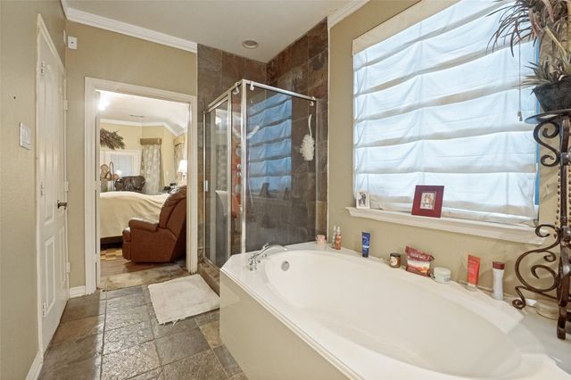 911 Bentle Branch Lane, Cedar Hill, TX 75104