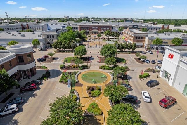 911 Bentle Branch Lane, Cedar Hill, TX 75104