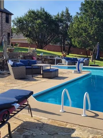 911 Bentle Branch Lane, Cedar Hill, TX 75104