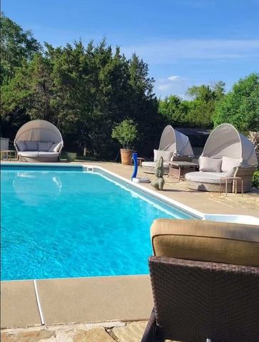 911 Bentle Branch Lane, Cedar Hill, TX 75104