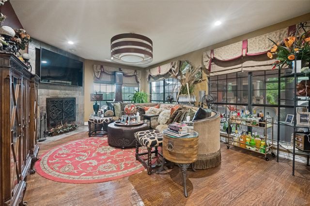 911 Bentle Branch Lane, Cedar Hill, TX 75104