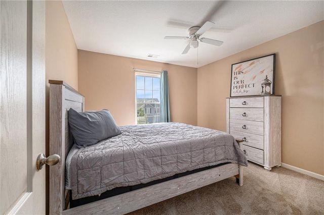 922 Southfork Street, Lansing, KS 66043