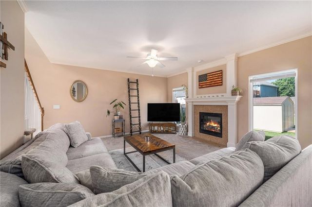 922 Southfork Street, Lansing, KS 66043