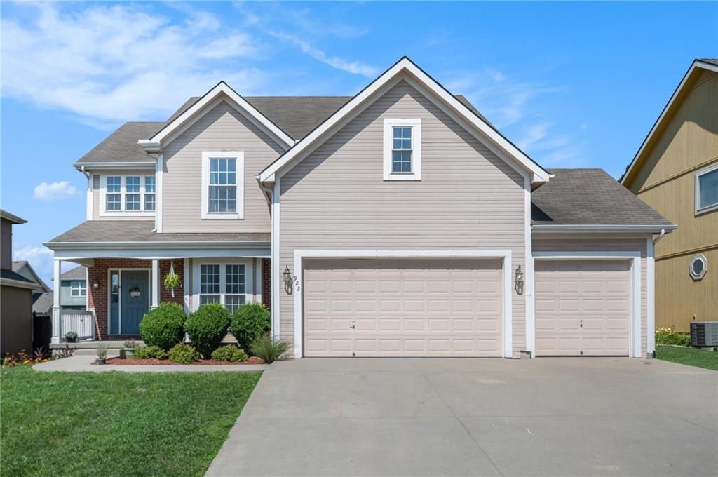 922 Southfork Street, Lansing, KS 66043