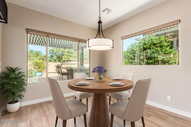 3110 E CAT BALUE Drive, Phoenix, AZ 85050