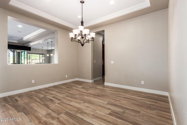 3110 E CAT BALUE Drive, Phoenix, AZ 85050