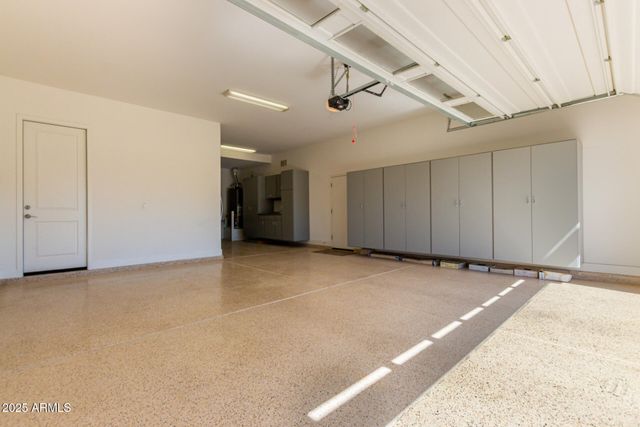 3110 E CAT BALUE Drive, Phoenix, AZ 85050