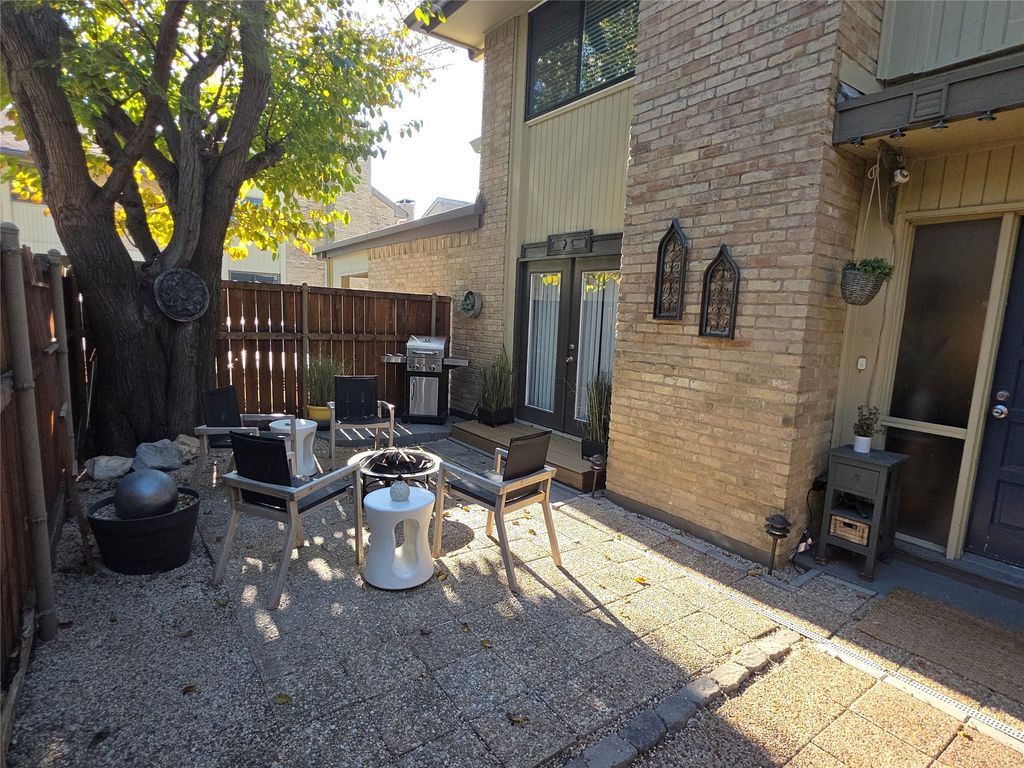 2612 Custer Parkway B, Richardson, TX 75080