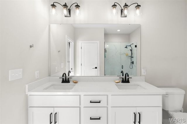 136 Valley Brook Court, Washington, MO 63090