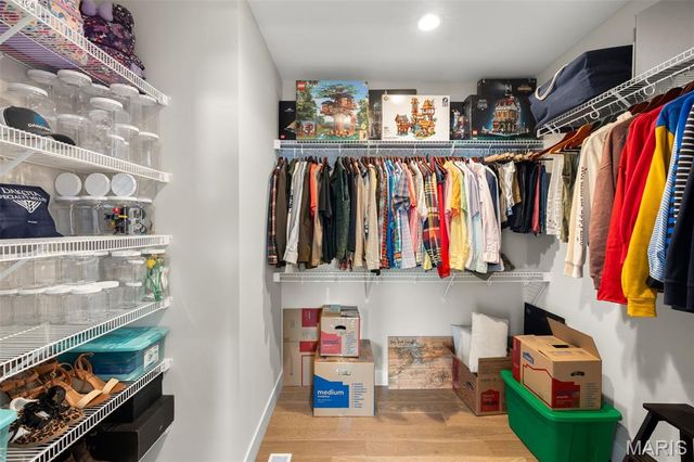 136 Valley Brook Court, Washington, MO 63090