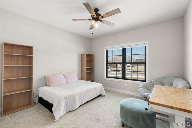 136 Valley Brook Court, Washington, MO 63090