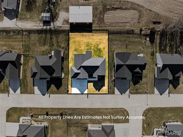 136 Valley Brook Court, Washington, MO 63090