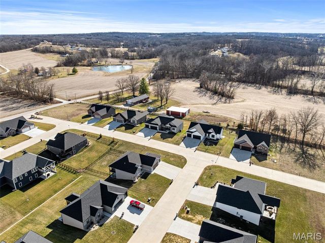 136 Valley Brook Court, Washington, MO 63090