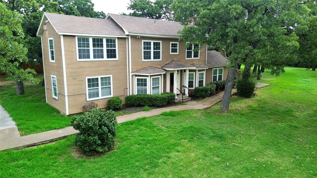7101 E Lancaster Avenue, Fort Worth, TX 76112