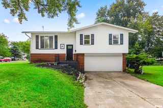 1606 W DAYTONA Drive, Peoria, IL 61614
