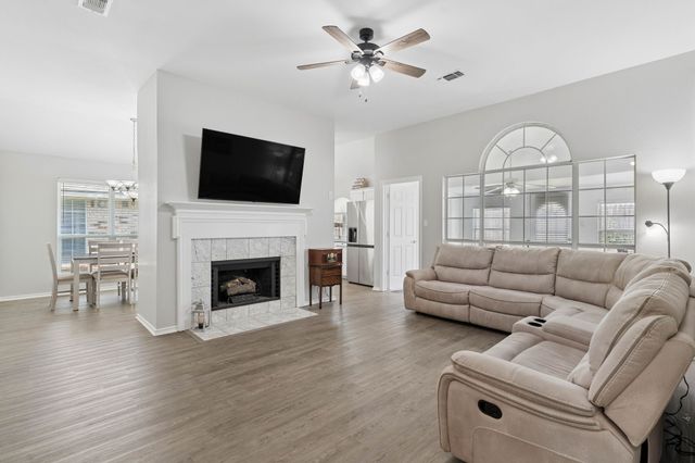 1909 Timberline Lane, Sherman, TX 75092