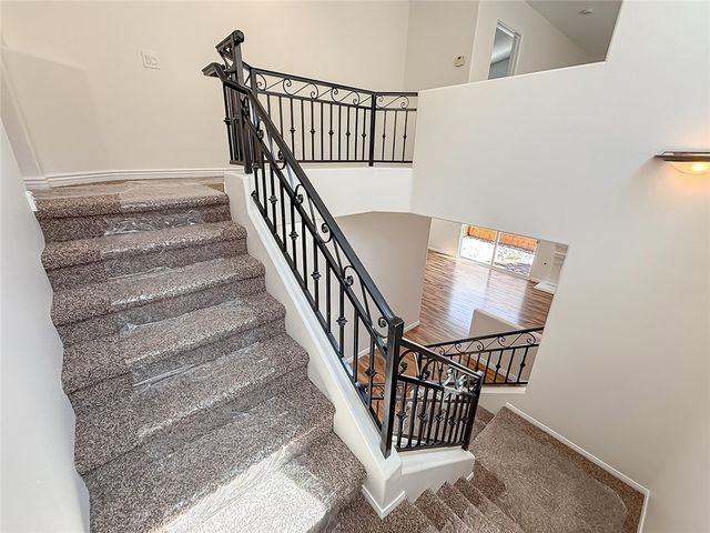 16724 Tim Ln, Lake Balboa, CA 91406