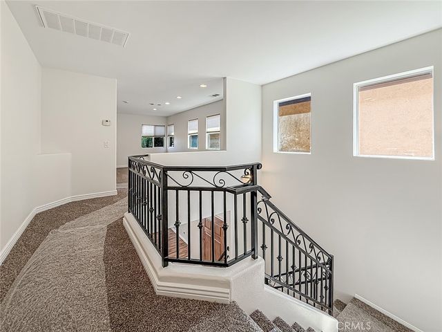 16724 Tim Ln, Lake Balboa, CA 91406