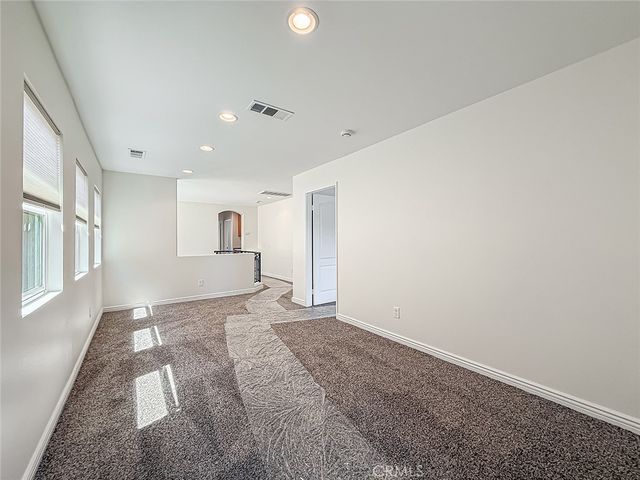 16724 Tim Ln, Lake Balboa, CA 91406