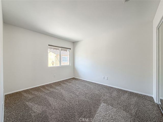 16724 Tim Ln, Lake Balboa, CA 91406
