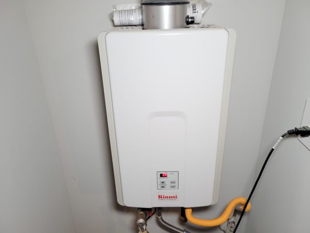 21344 Pine Mill Drive, New Caney, TX 77357