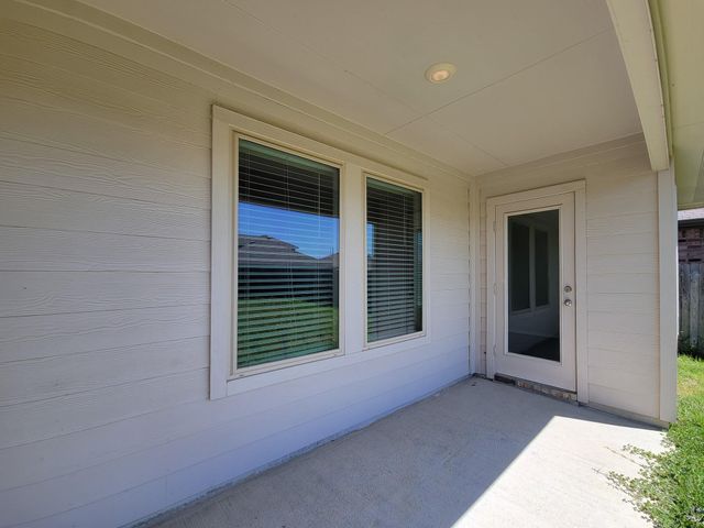 21344 Pine Mill Drive, New Caney, TX 77357