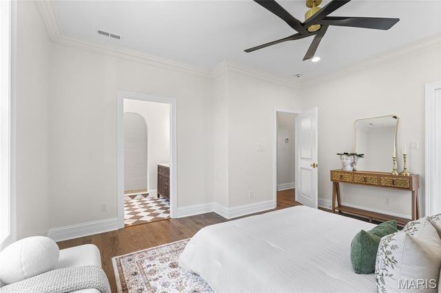 6247 Magnolia Avenue, St Louis, MO 63139