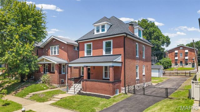 6247 Magnolia Avenue, St Louis, MO 63139