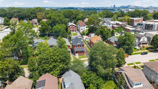 6247 Magnolia Avenue, St Louis, MO 63139