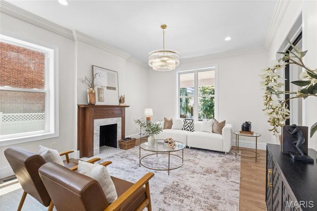 6247 Magnolia Avenue, St Louis, MO 63139