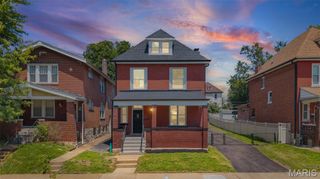 6247 Magnolia Avenue, St Louis, MO 63139