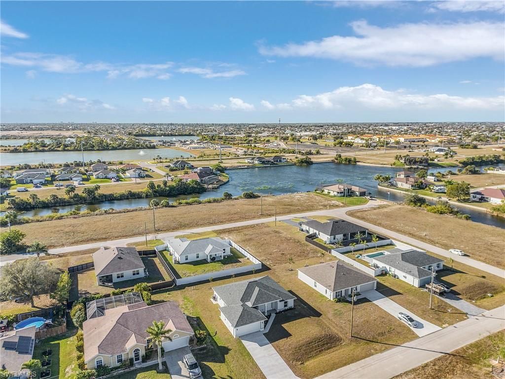 Image 25 of property listing at 1128 NW 9th TER, Cape Coral, FL 33993